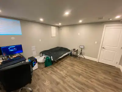 Roommate Wanted for a spacious basement room – Move-in August 1!