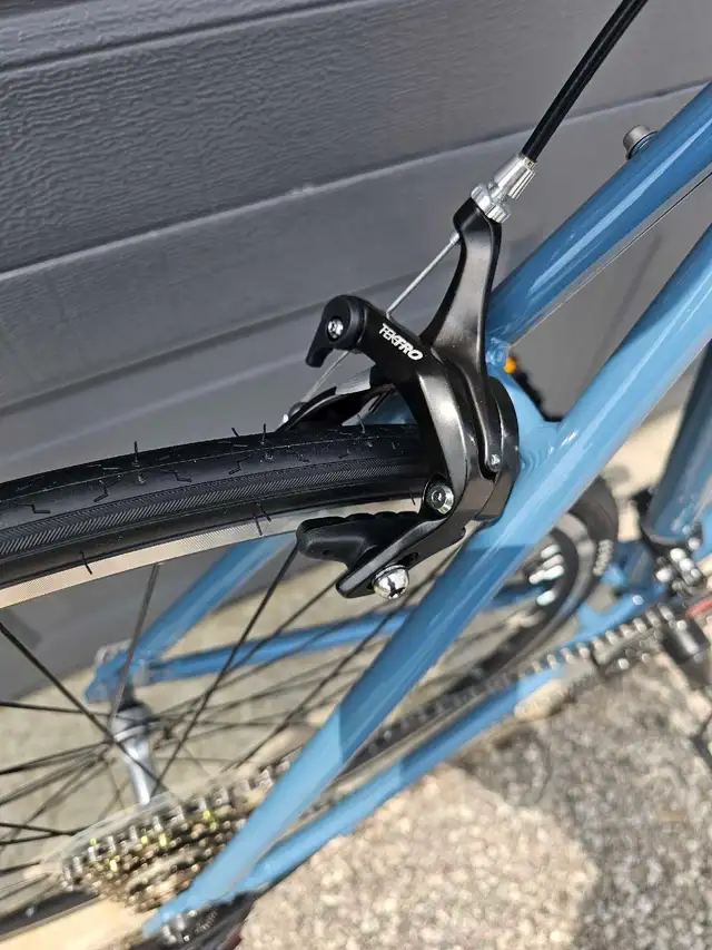 Reid Express XL road bike  in Road in City of Toronto - Image 9