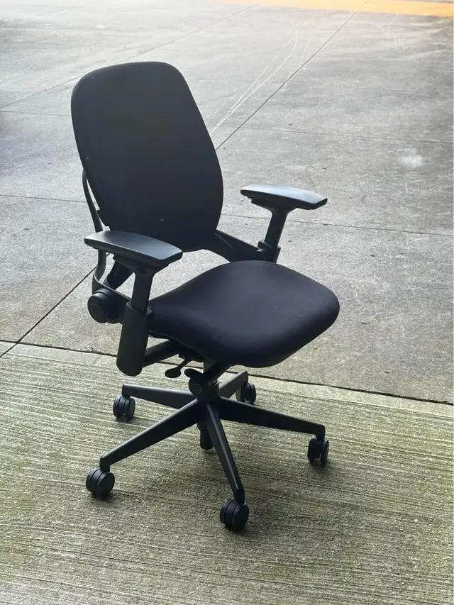 Steelcase Leap v2 DarkBlue62864361324035121