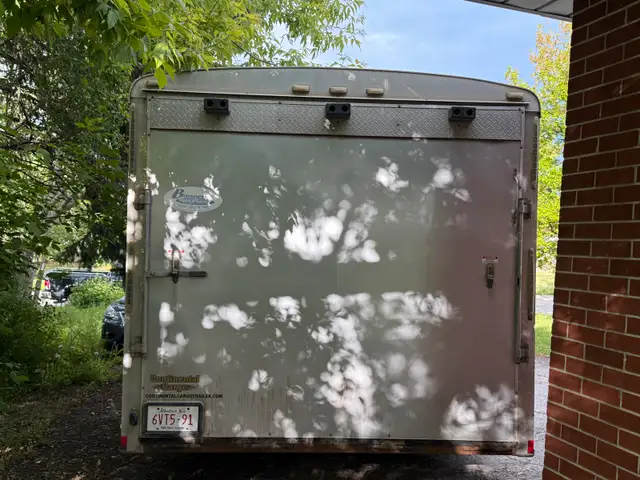 8.5x20ft 2015 Continental Cargo Trailer Enclosed Car Hauler  in Cargo & Utility Trailers in Mississauga / Peel Region - Image 4