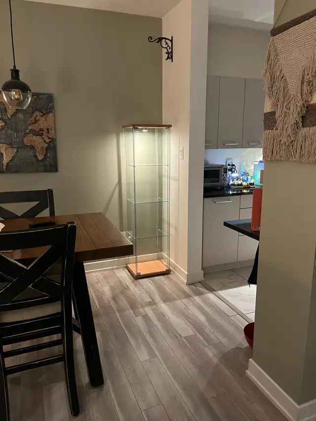 90s Vintage IKEA bookcase display cabinets with lights in Bookcases & Shelving Units in Gatineau - Image 10