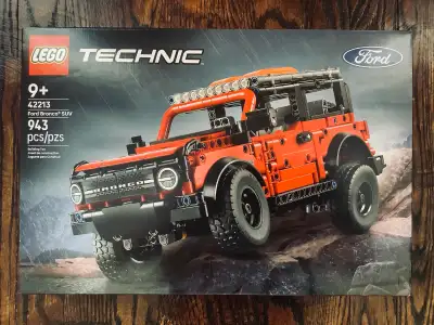LEGO Technic Ford Bronco ( 42213 ), View more