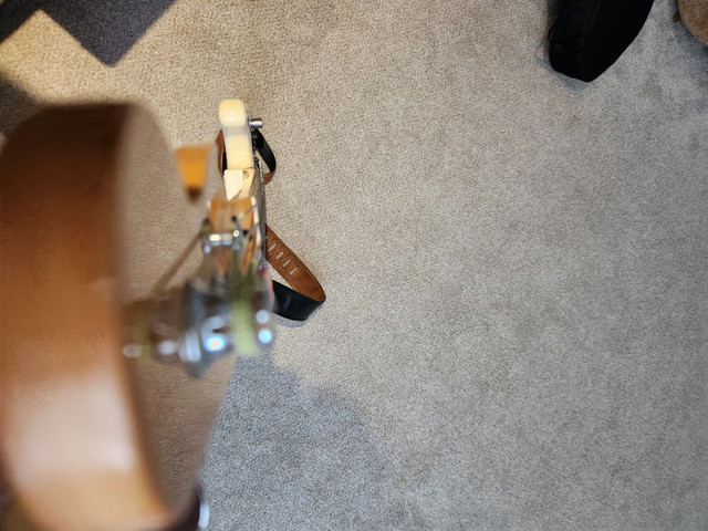 Fender Precision Bass 2012 Mexico closet classic $1200 obo in Guitars in Belleville - Image 2