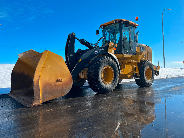 2019 624L John Deere Wheel Loader in Heavy Equipment in Red Deer - Image 2