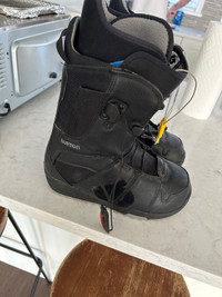 Burton snowboard boots men’s size 6