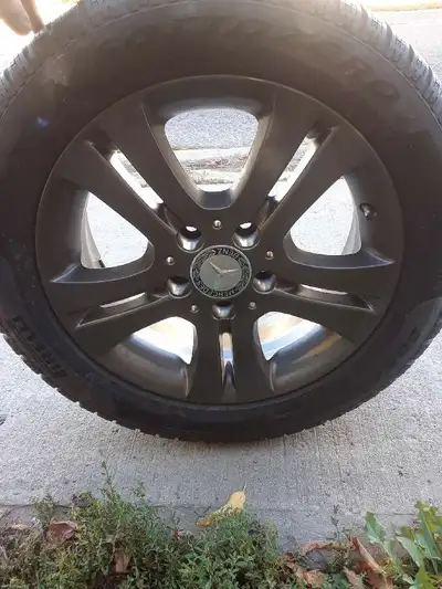 205/55/R16 run flat pirelli winter tires. Came off 2016 C300. Asking 500