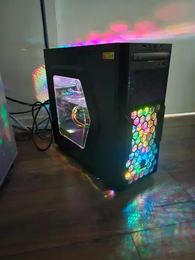 Gaming PC, core i5 9600kf, RX6600, nvme, View more