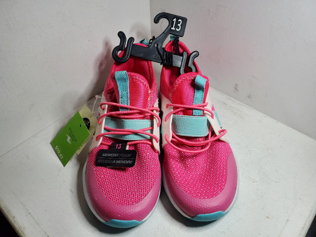 Athletic Works girls shoes pink size 11 brand new / chaussures dans Enfants et jeunesse  à Ouest de l’Île - Image 3