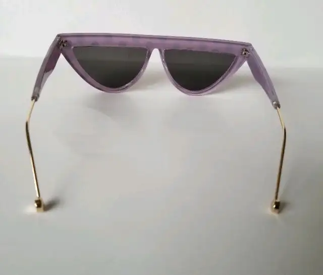BRAND NEW! Womens Sunglasses. Lunettes de Soleil Neuves.62863286170753122