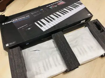 Komplete Kontrol S49 MK2 MIDI Keyboard Controller, View more