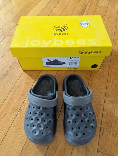 Like New Joybees Toddler Active Clog size 10/11, View more