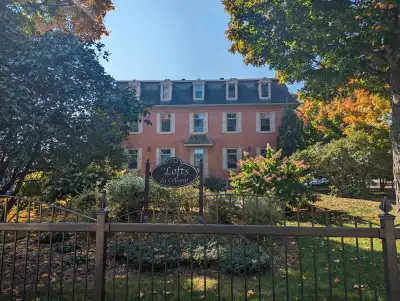 Joli loft au centre-ville de Granby