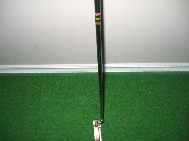 Odyssey White Hot Tour #1 Putter in Golf in Vernon - Image 3