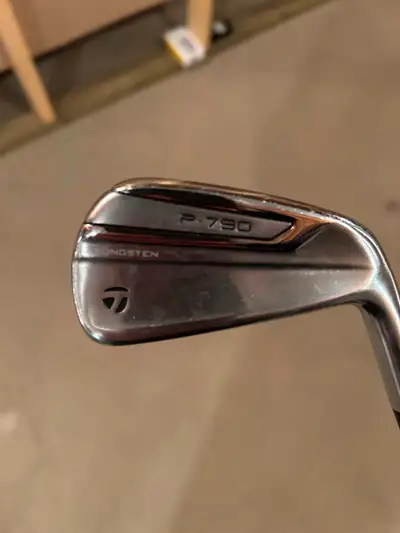 Taylormade P790 2 Iron RH, View more