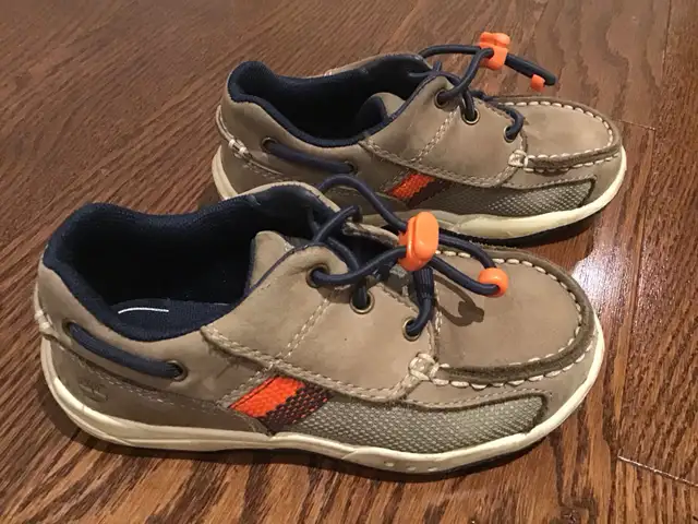  Timberland kids' shoes in size 8.5,  in Kids & Youth in Mississauga / Peel Region - Image 3