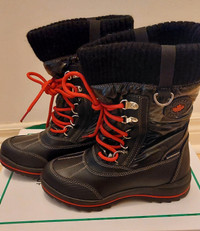 New Cougar Winter Boots Girls Size 2 Youth