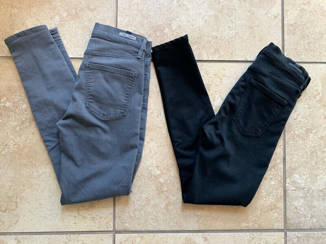 Gorgeous Ladies Clothing - Aritzia, COH, Lulu, +++ Size 28/S in Women's - Tops & Outerwear in Dartmouth