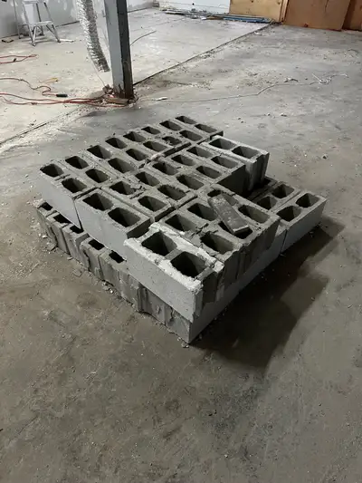 ciment/ brique, View more