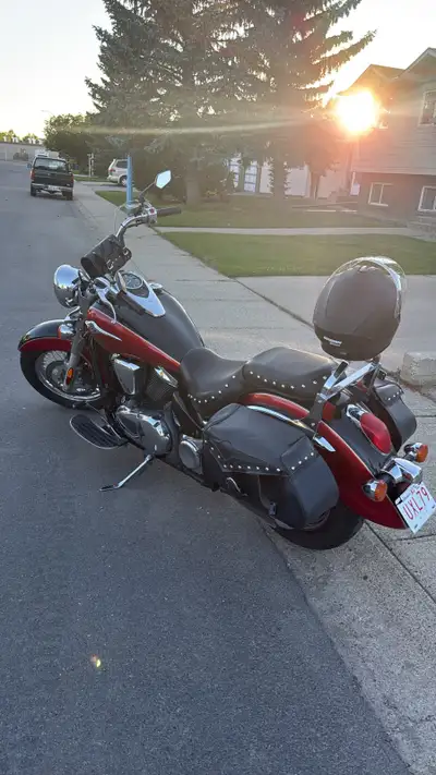 selling my 2006 kawasaki vulcan 900 beutiful bike no issues with is .