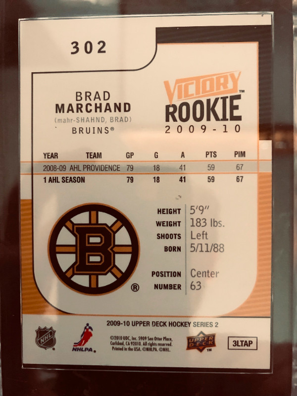 2009-10 Upper Deck Victory Brad Marchand Rookie Hockey Card in Arts & Collectibles in Woodstock - Image 2