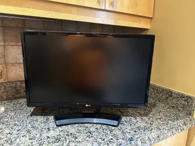 Téléviseur Full HD 1080p LED TV-22’’. Viens avec manette. A1, View more