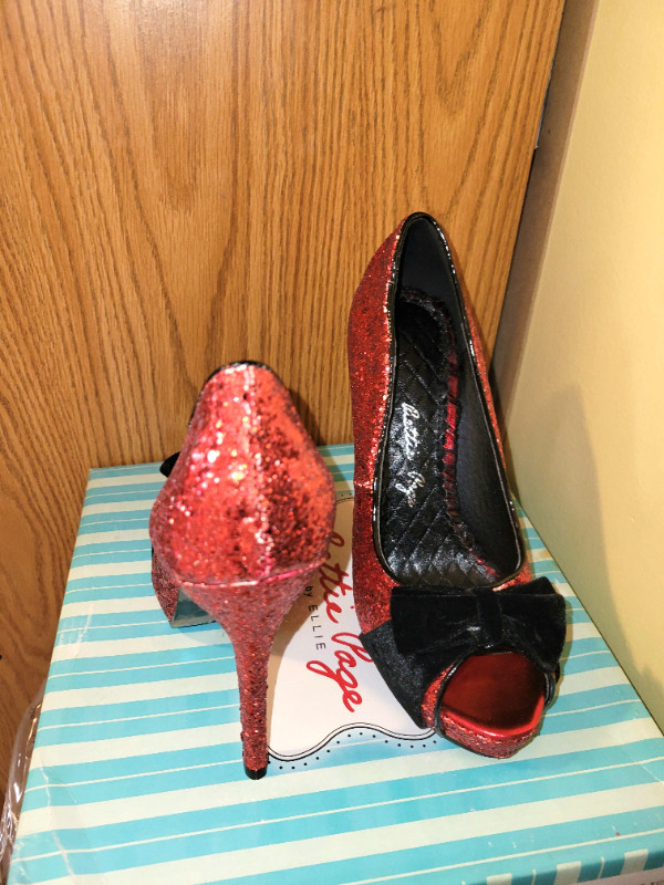 Betty Page Ellie Shoes Open toe Pump. in Women's - Shoes in Mississauga / Peel Region - Image 2