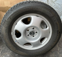 4 Michelin Latitude X-ICE 235/65R17 Winter Tires w/ HONDA Rims