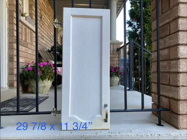 Used Kitchen Cabinet Doors in Cabinets & Countertops in Markham / York Region - Image 4