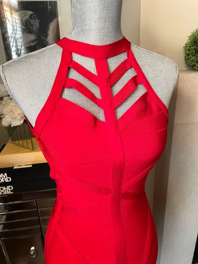 BEBE Red Bandage Mini Dress. Sz XS63234628627329122
