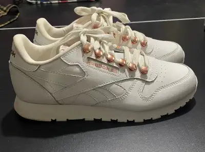 Girls Reebok Runners, View more