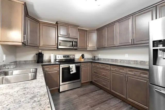 Premium Furnished Condo – Underground Heated Parking in Long Term Rentals in Regina - Image 4
