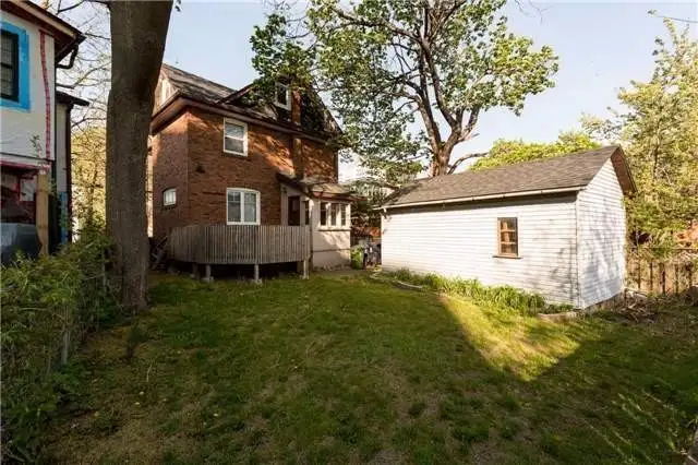 Detached House for Sale in Toronto -$910,00063771524799617121