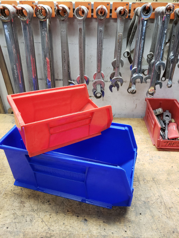 storage parts bins Akro in Hobbies & Crafts in Mississauga / Peel Region