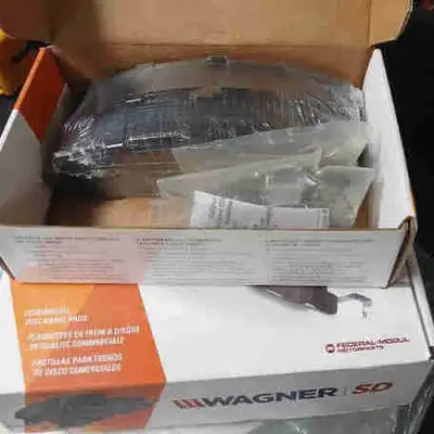 I bought these rotors and pads for my 2018 f 250 4x4 diesel sold the truck they were never used . Th...