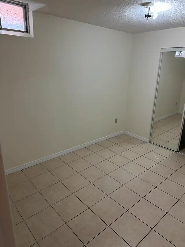 Basement apartment for rent62864375114370124