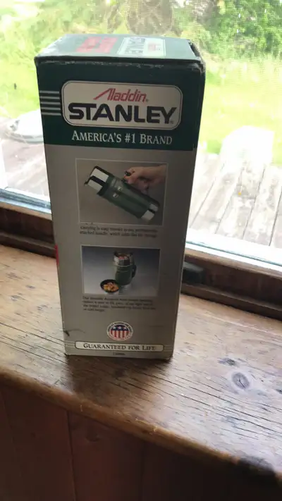 New in box Stanley thermos . Wide mouth