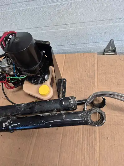 ALPHA ONE TRIM PUMP AND CYLINDERS, View more