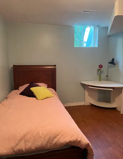 Large Room Near Algonquin No -Smoking Incl