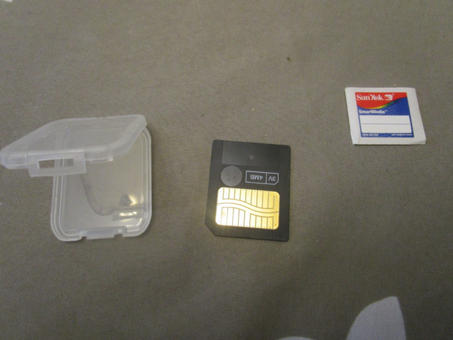 4 MB Smart Media Card in Cameras & Camcorders in Saskatoon - Image 2