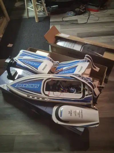 Rc boat sonicwake V1, View more