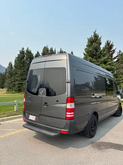 Mercedes Sprinter 2500 High Roof 73,100 km | Off-Grid Adventure & Cargo 3 person Camper Van 170” whe...