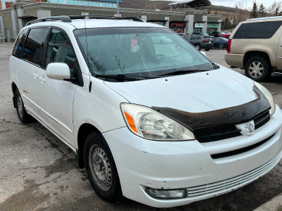 2005 Toyota Sienna for sale - SOLD
