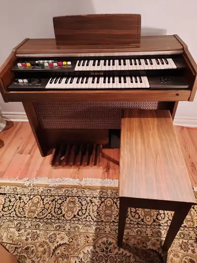 piano Yamaha, View more