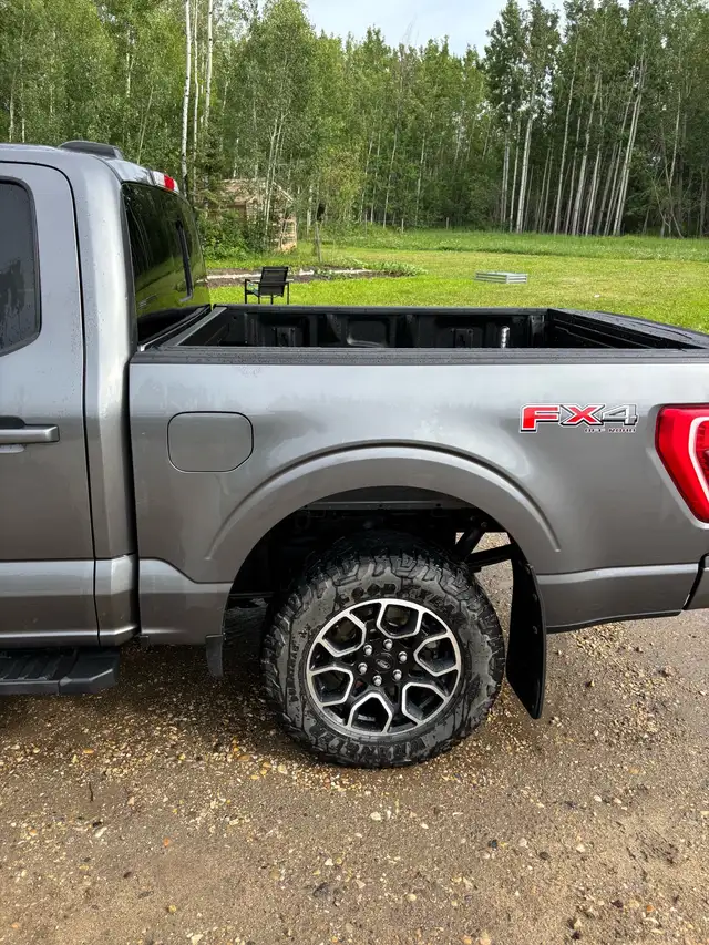 2023 Ford F-150 Powerboost XLT SuperCrew in Cars & Trucks in Grande Prairie - Image 7