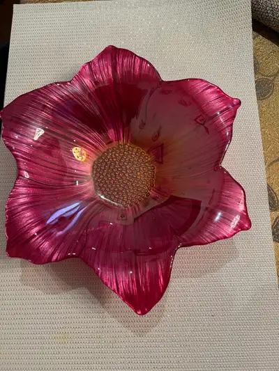 Colorful flower shaped glass fruit bowl, View more