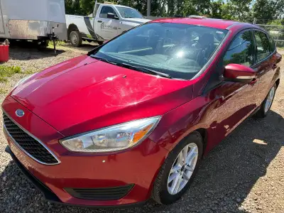 2017 FORD FOCUS SE, Red, 2L 4CYL., Command Start, Ecoboost Spotless Sedan - 175,000km mostly Commuti...