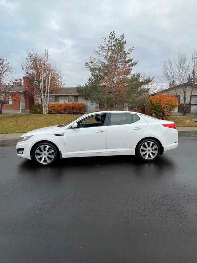 2013 Kia Optima EX dans Autos et camions  à Calgary