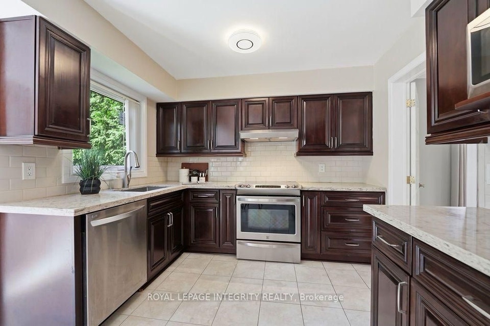 Kanata North House 5