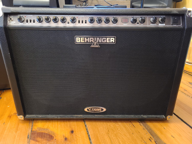 Behringer V-Tone GM2X12 Guitar Amp in Amps & Pedals in Peterborough