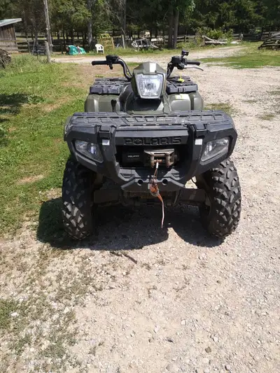 ATV 4x4 Polaris Sportsman 500 HO, low tire mileage 2 seasons, Oil change. Lights work, Electric Star...